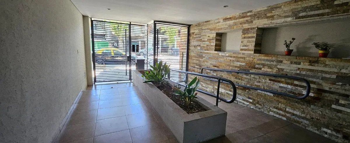VENTA DTO VILLA PUYRREDON 3 AMB C/COCHERA! 2