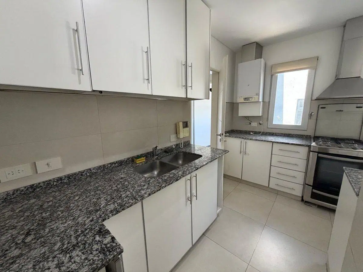 VENTA DTO VILLA PUYRREDON 3 AMB C/COCHERA! 5