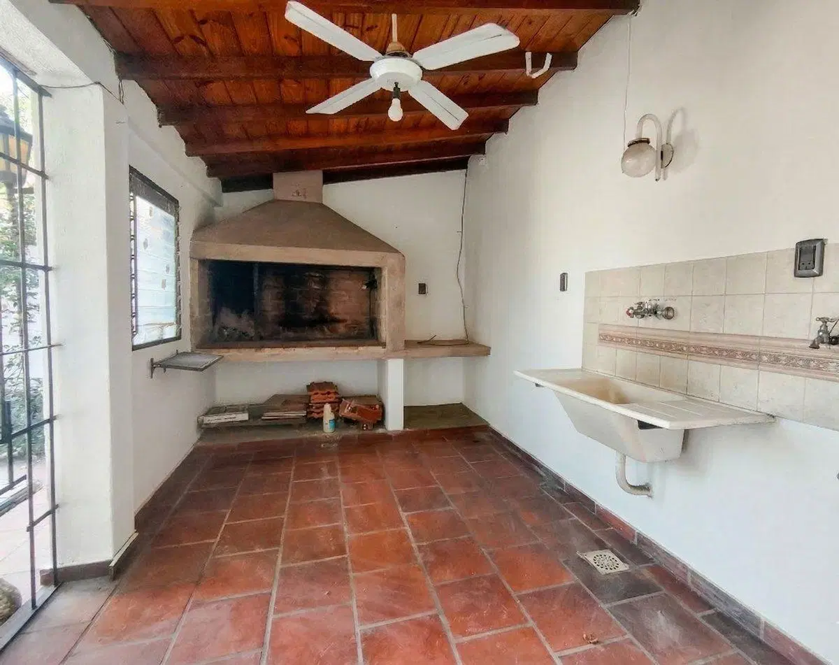 Venta Casa 5 ambientes Villa Ballester 3