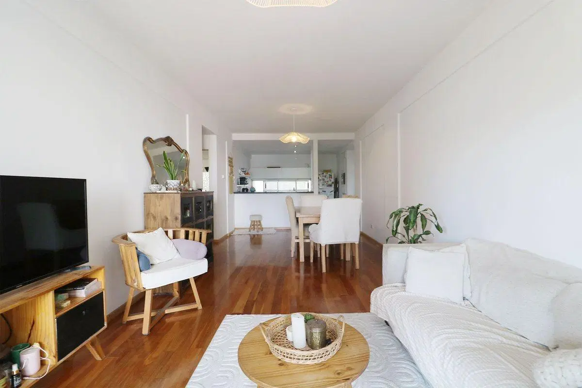Departamento 3 Ambientes y  2 Cocheras Florida 3