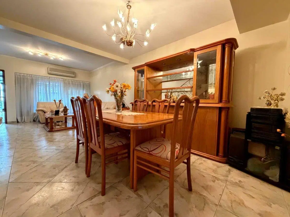 VENTA TRIPLEX 4 AMB/ VILLA LUGANO COCHERA PATIO 8