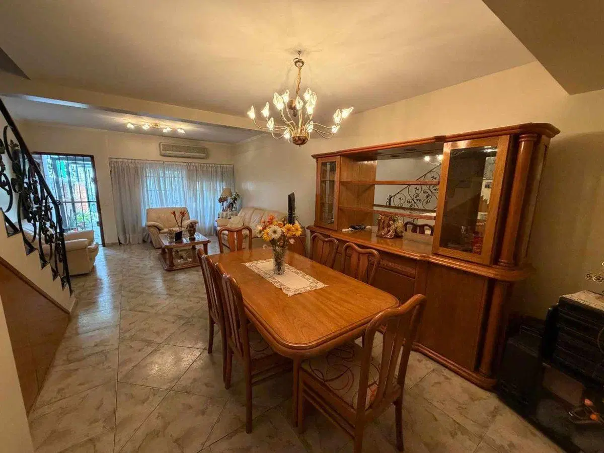 VENTA TRIPLEX 4 AMB/ VILLA LUGANO COCHERA PATIO 2