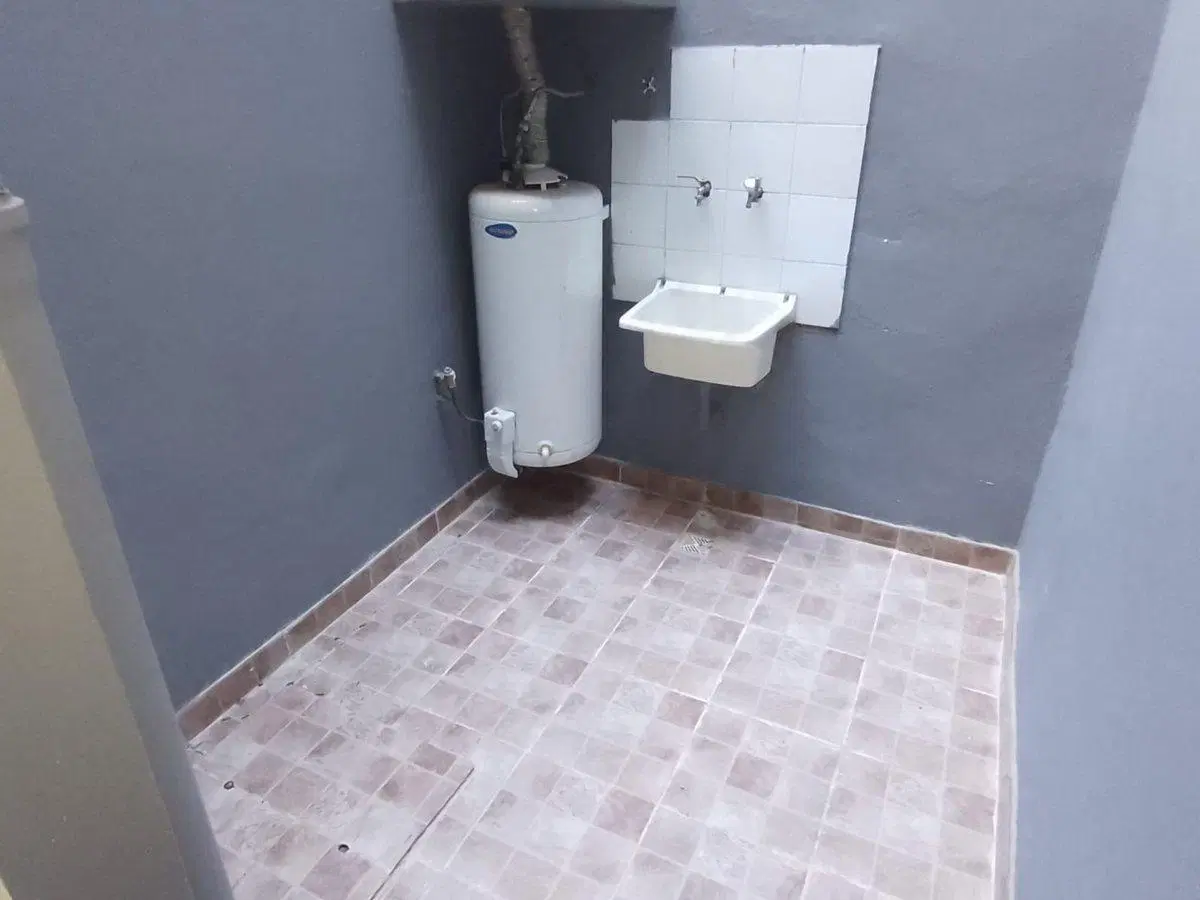 VENTA PH EN CIUDADELA PLANTA BAJA CON COCHERA! 2