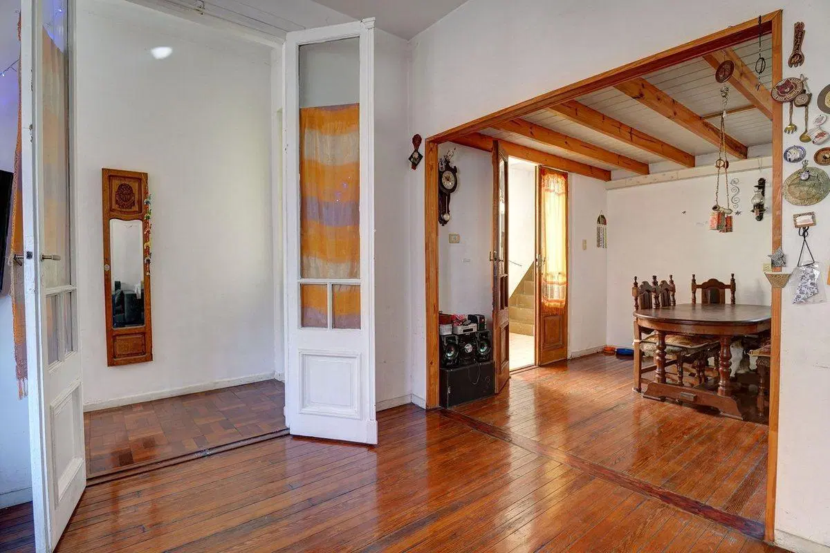 VENTA DPTO 4 AMB + TERRAZA PROPIA - CONSTITUCION 3