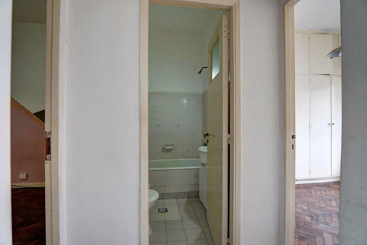 VENTA DE 3 AMBIENTES EN BALVANERA A RECICLAR 2
