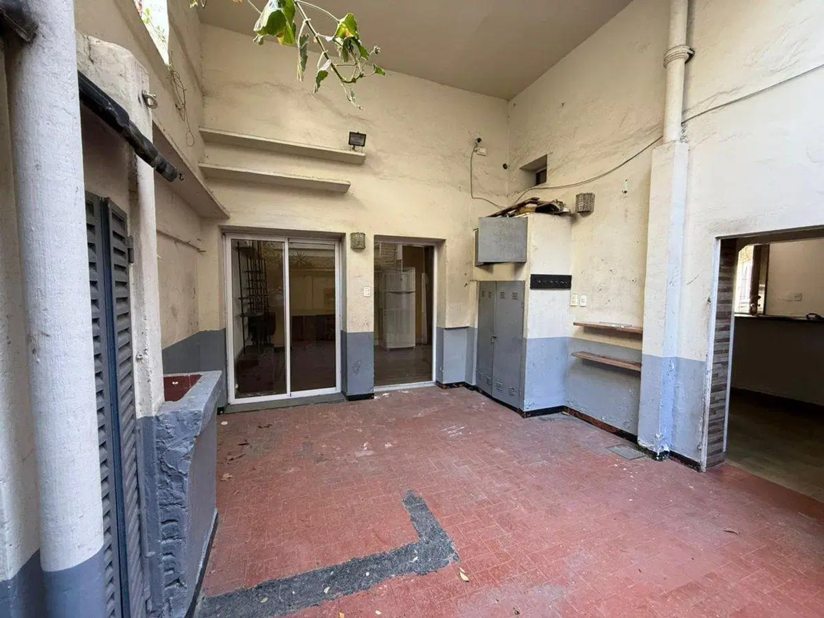 VENTA CASA 4 AMB +PATIO+BALCON ATERRAZADO - FLORES 5