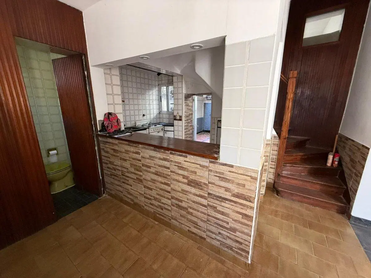 VENTA CASA 4 AMB +PATIO+BALCON ATERRAZADO - FLORES 4