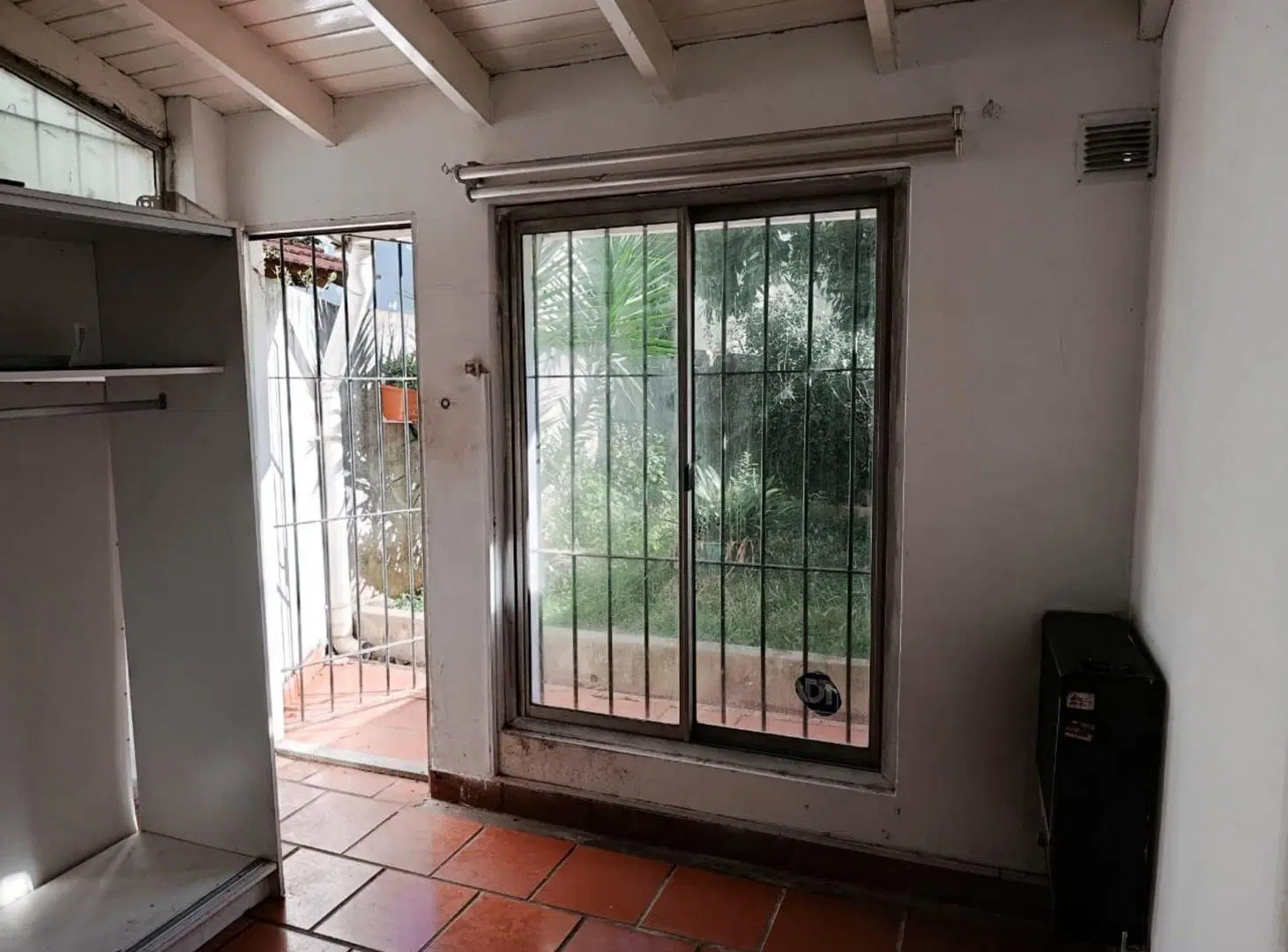 VENTA DEPARTAMENTO MONOAMBIENTE CON GRAN JARDIN 5