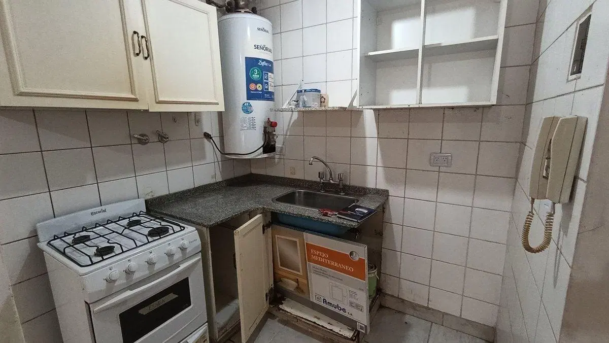 VENTA DEPARTAMENTO MONOAMBIENTE CON GRAN JARDIN 4