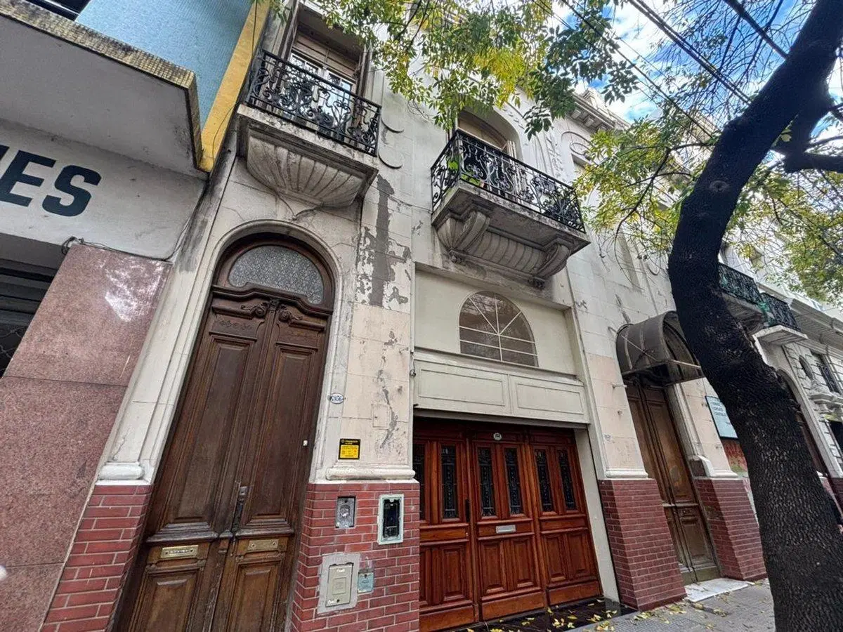 PH RECICLADO A NUEVO - BALVANERA - APTO COMERCIAL 2