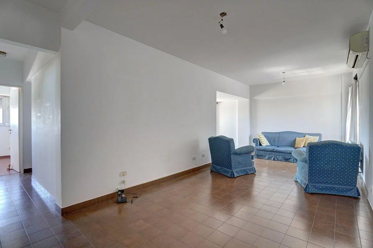 Venta 4 ambientes c/cochera cubierta. APTO CREDITO 3