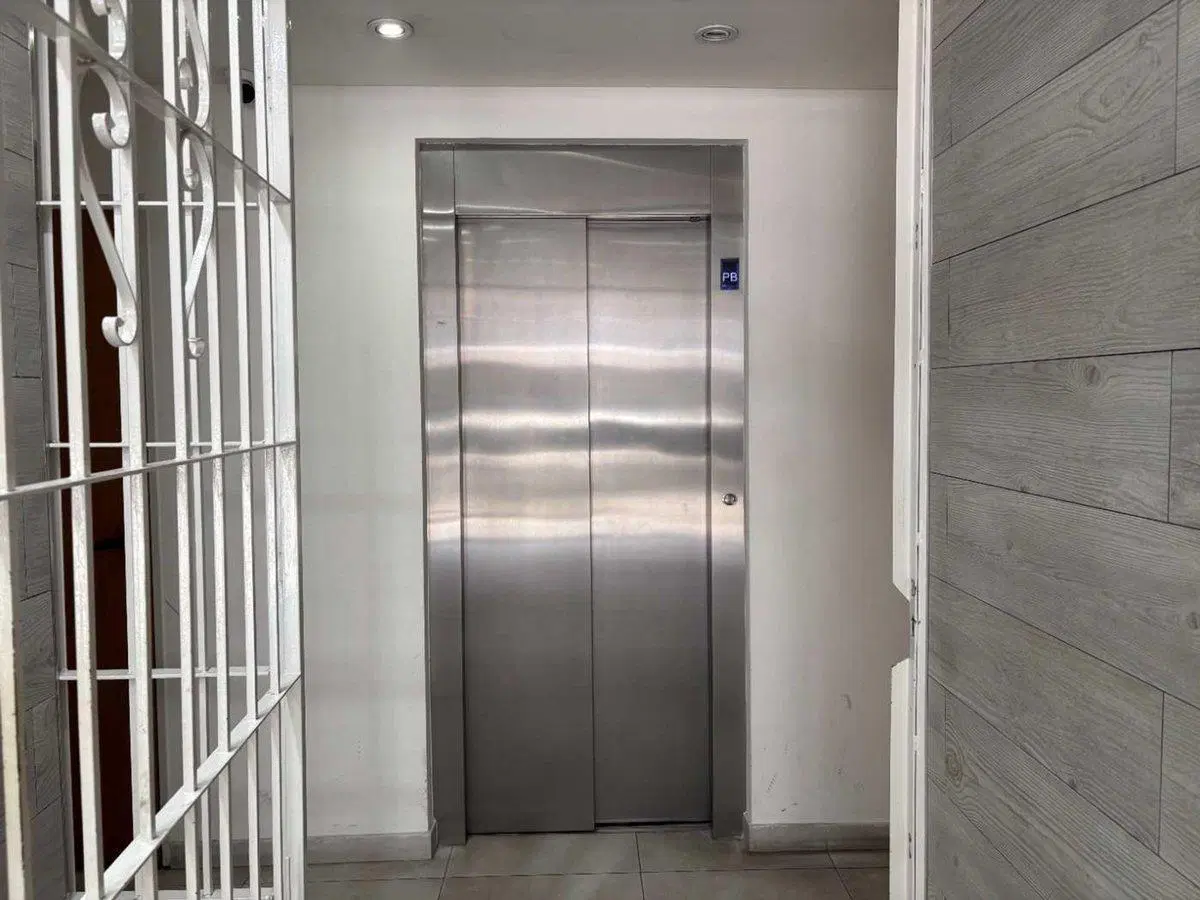 ALQUILER MONOAMBIENTE EN FLORES – 4° PISO LUMINOSO 4