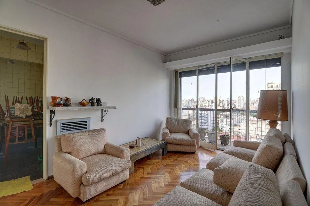 DEPTO 5 AMB C/ 2 BALCONES - VENTA / ALMAGRO 2