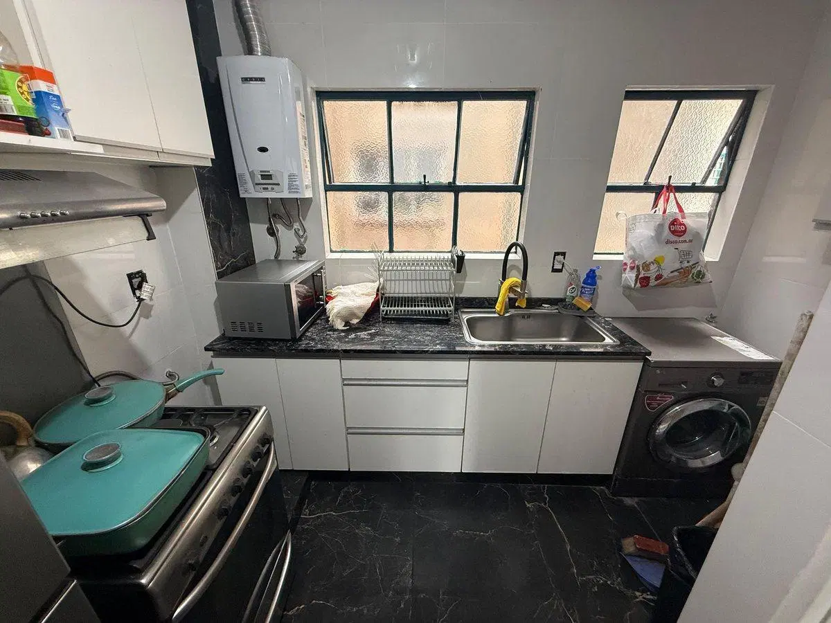 VENTA DEPARTAMENTO 4 AMB + DEPENDENCIA - BALVANERA 8