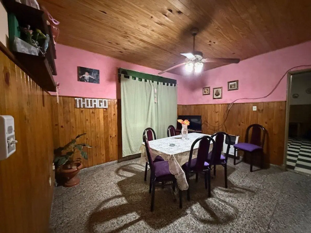 VENTA CASA 5 AMB LANUS ESTE! APTA DOS FAMILIAS 2