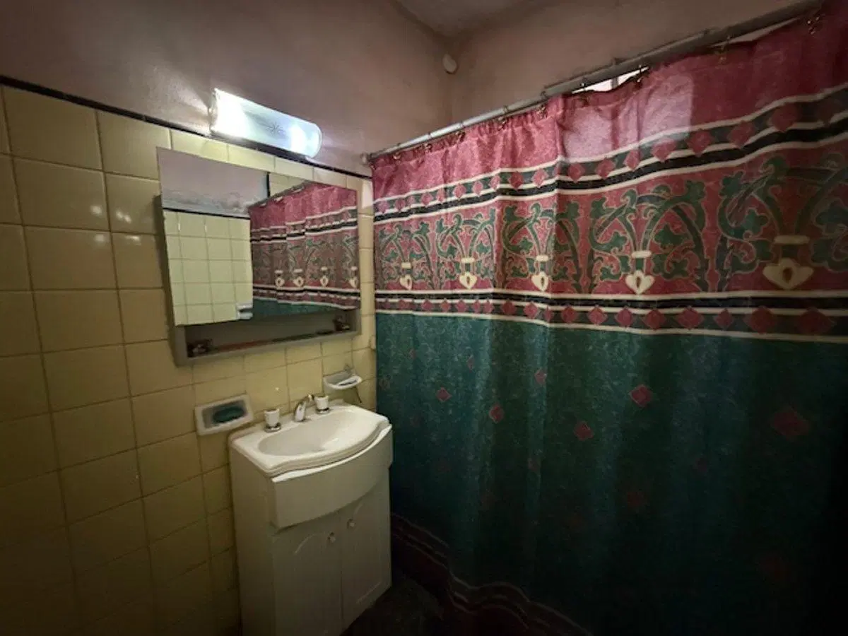 VENTA CASA 5 AMB LANUS ESTE! APTA DOS FAMILIAS 4