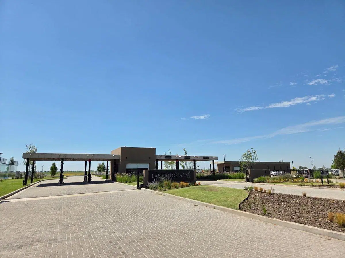 VENTA DE LOTE BARRIO CERRADO LAS VICOTRIAS CANNING 3