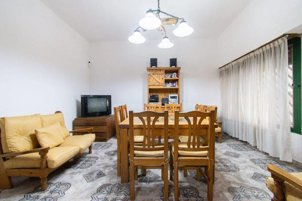 VENTA PH DE 4 AMBIENTES C/GARAGE  EN VILLA URQUIZA 4