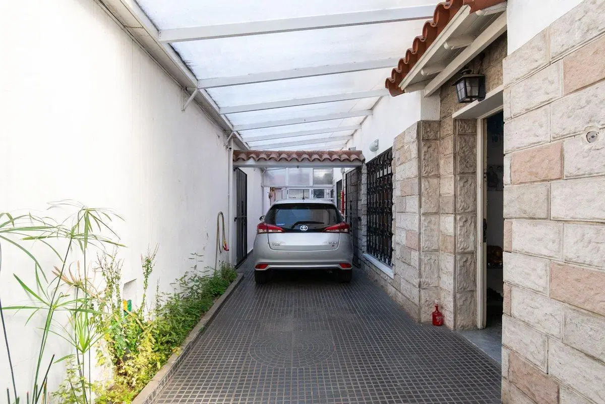 Venta Casa 4 Amb. Pileta APTO CRÉDITO 2