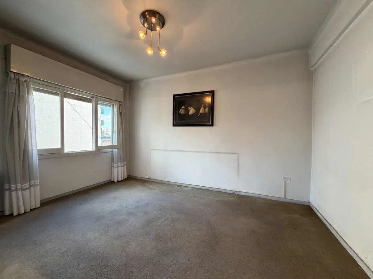 Venta departamento 3 ambientes Flores Oportunidad 5