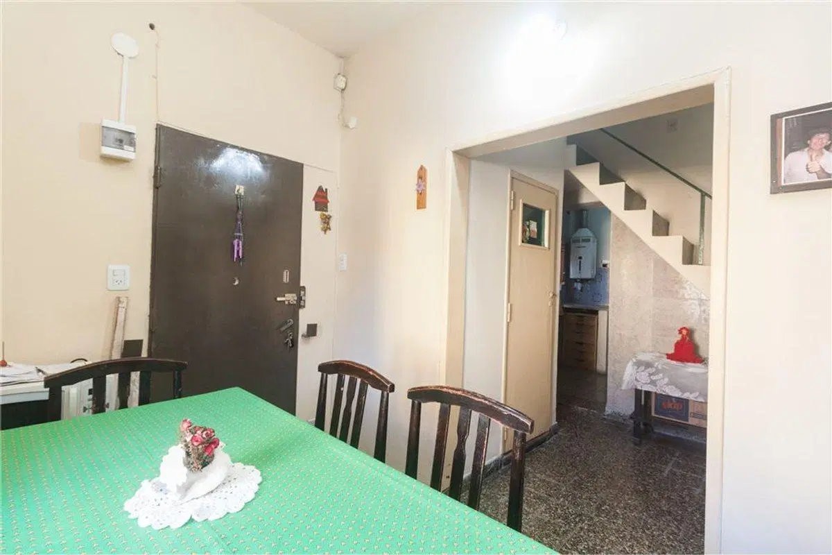 Venta PH 3 ambientes Villa Domínico 4