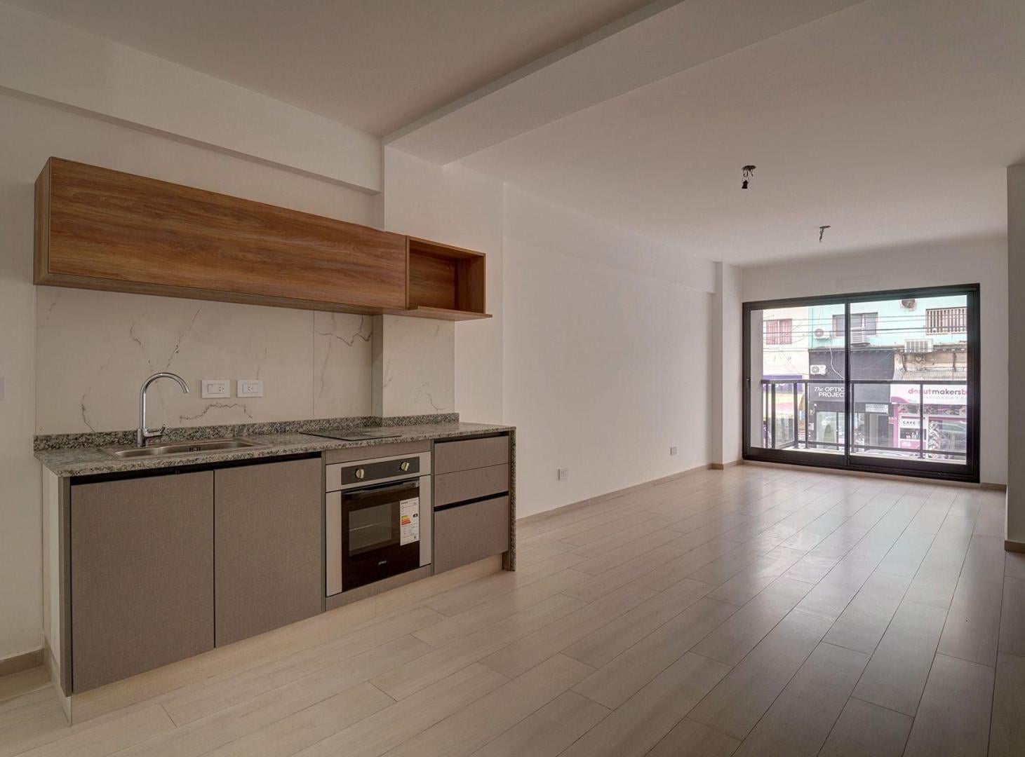 VENTA DEPARTAMENTO 2 AMBIENTES CON BALCON V.CRESPO