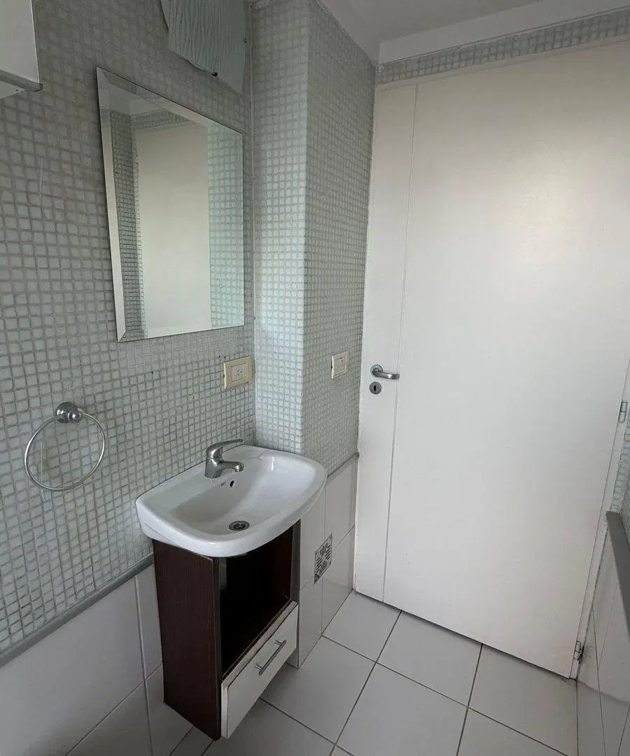 Monoambiente en Alquiler con Cochera Privada 4