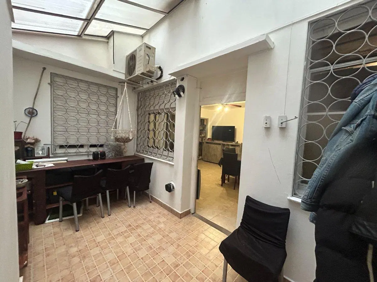 VENTA PH 3 AMBIENTES PATIOS Y DEPENDENCIAS DEVOTO 3