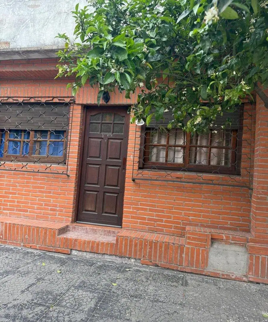 VENTA 0 PERMUTA CASA 4 AMB. EN CIUDADELA 5