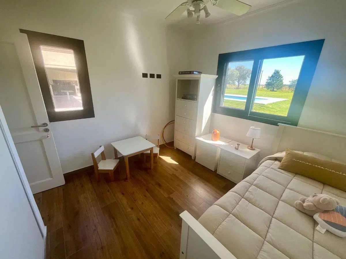 Venta casa  1 Hectarea 5 amb en Chacras de Abbott 5