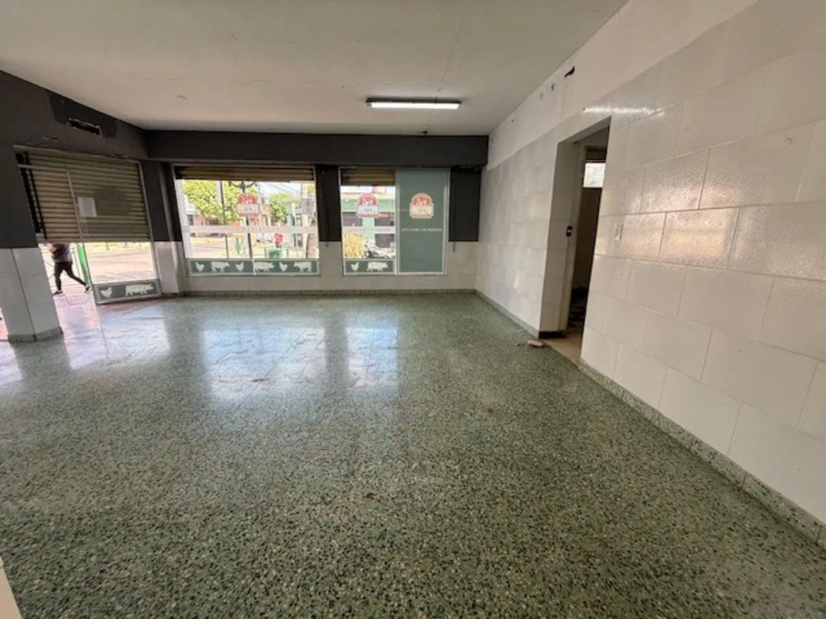 ALQUILER LOCAL COMERCIAL EN DON TORCUATO 5