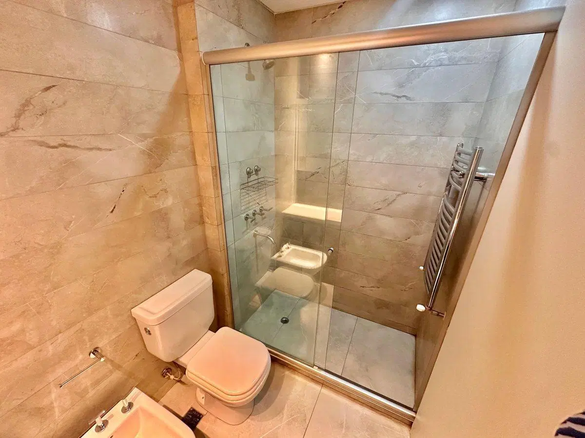 Venta depto triplex 3 amb con cochera y terreaza! 5