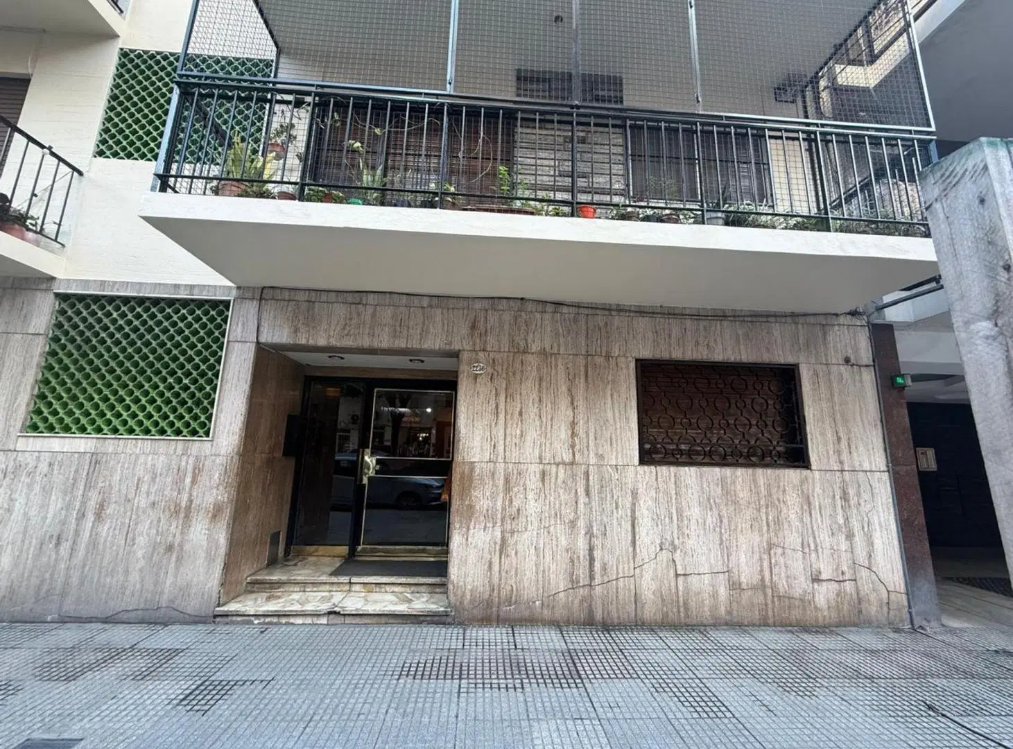VENTA MONOAMBIENTE  PB AL FRENTE VILLA URQUIZA 2