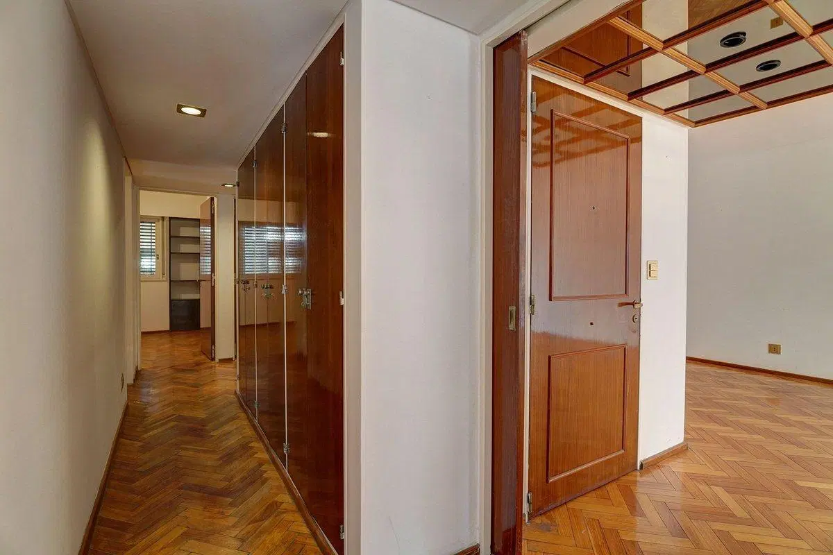 DEPARTAMENTO EXCLUSIVO 4 AMBIENTES EN RECOLETA 5