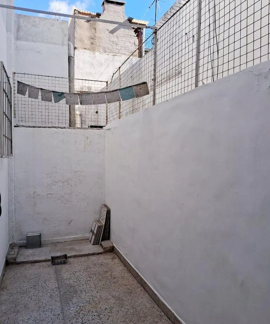 Departamento 3 Ambientes con Dependencia V. Crespo 4