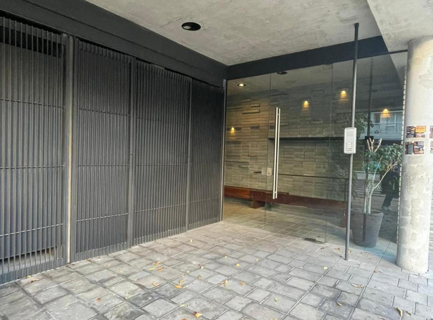Villa Urquiza - 2 amb 2 baños, cochera y baulera !