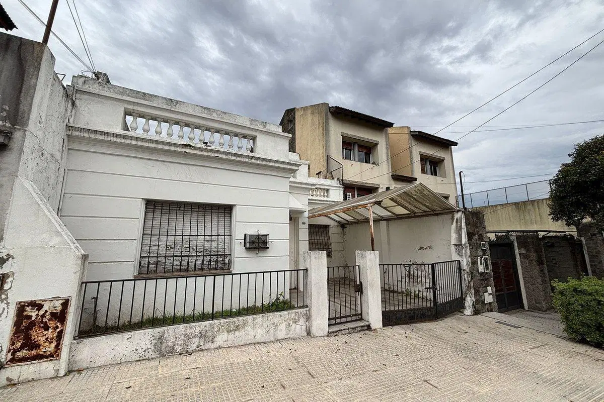 Venta Casa 3 amb, coch, galpon, Lugano APTO CRED! 3
