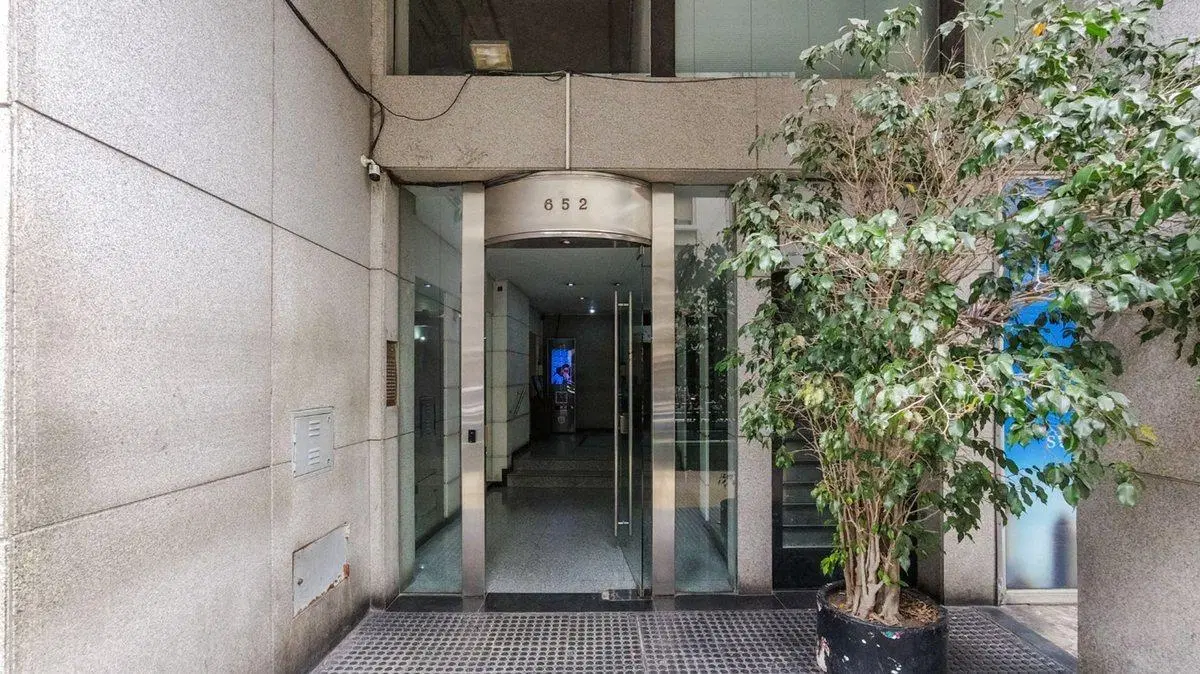 Venta Departamento Retiro 3 ambientes! 4