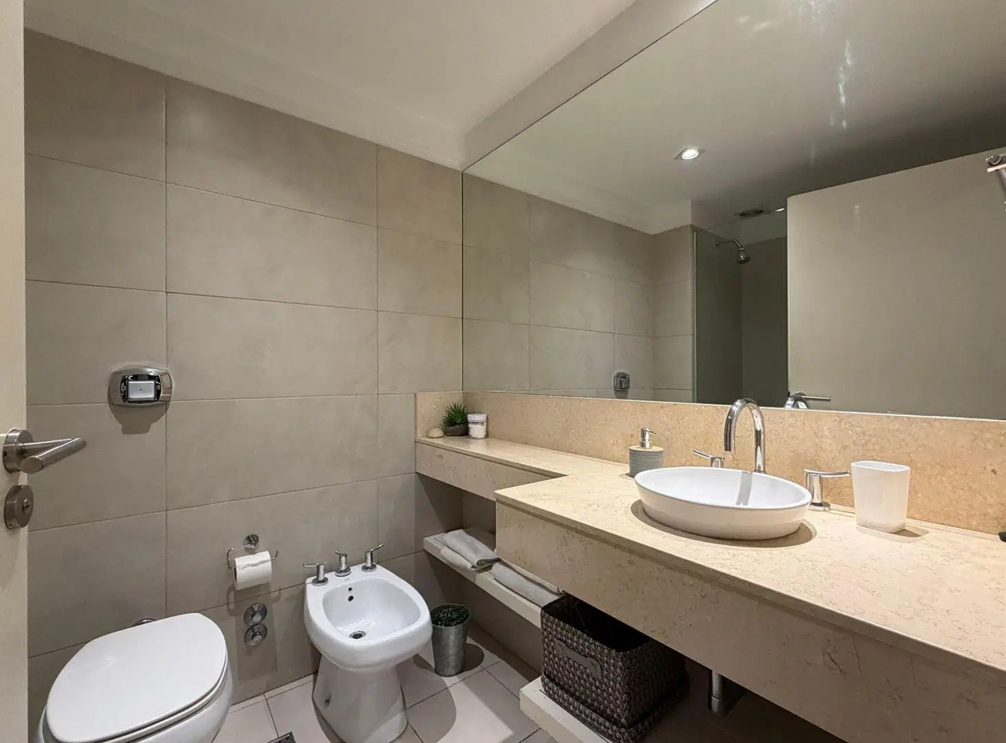 VENTA MONOAMBIENTE CON BALCON RECOLETA AMOBLADO 4