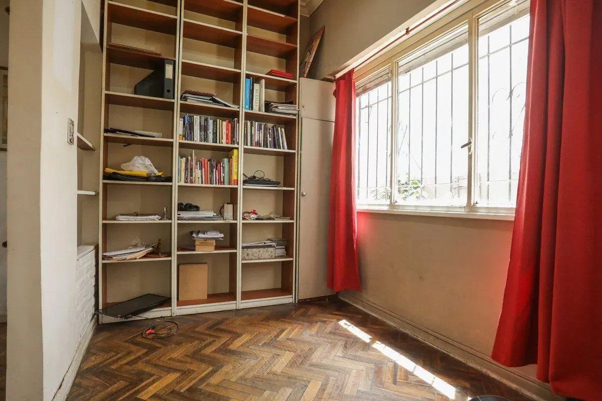 Venta departamento 3 amb en Monserrat  c/ patio ! 3