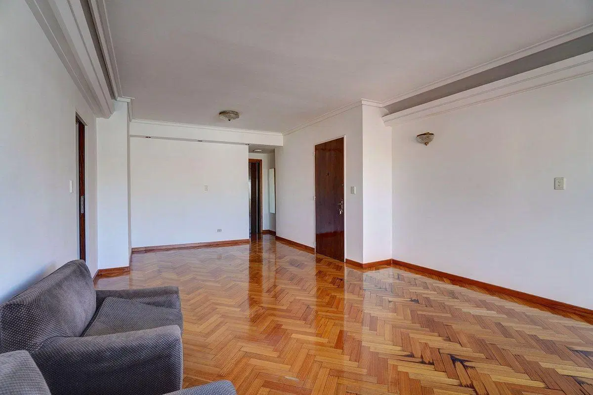 Venta Departamento 4 ambientes Flores 3