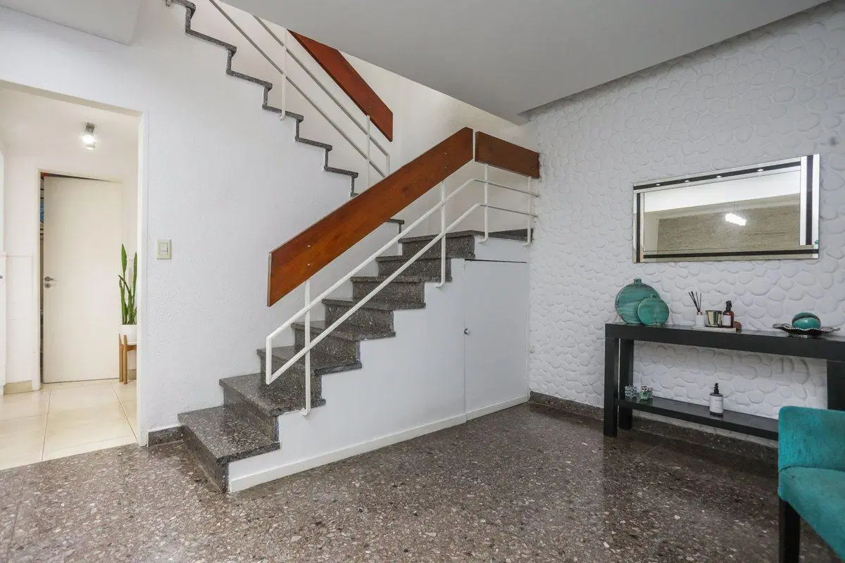 VENTA PH 5 AMBIENTES C/PATIO Y TERRAZA EN LINIERS 4
