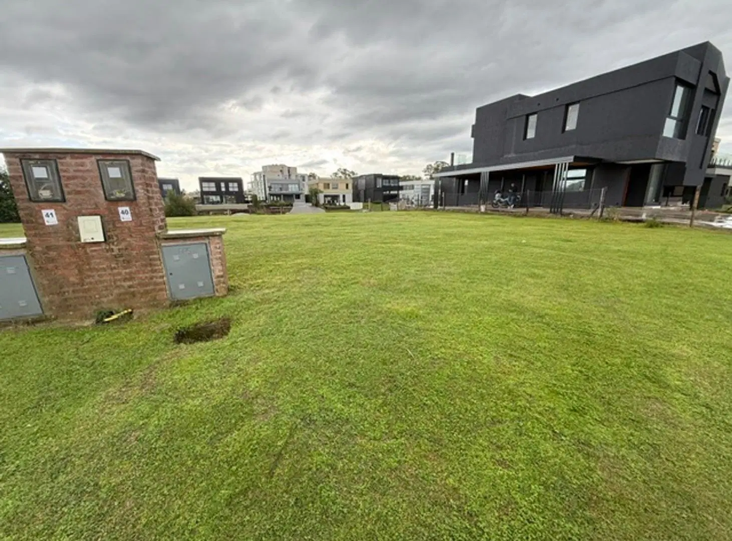 VENTA LOTE AL RIO BARRIO "EL CANAL" . VILLANUEVA 2