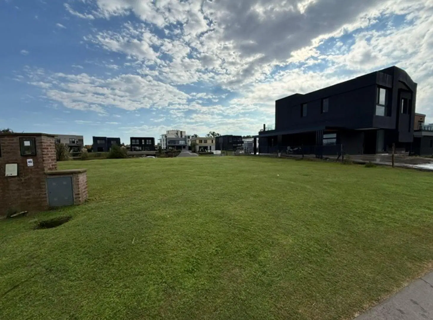 VENTA LOTE AL RIO BARRIO "EL CANAL" . VILLANUEVA 3