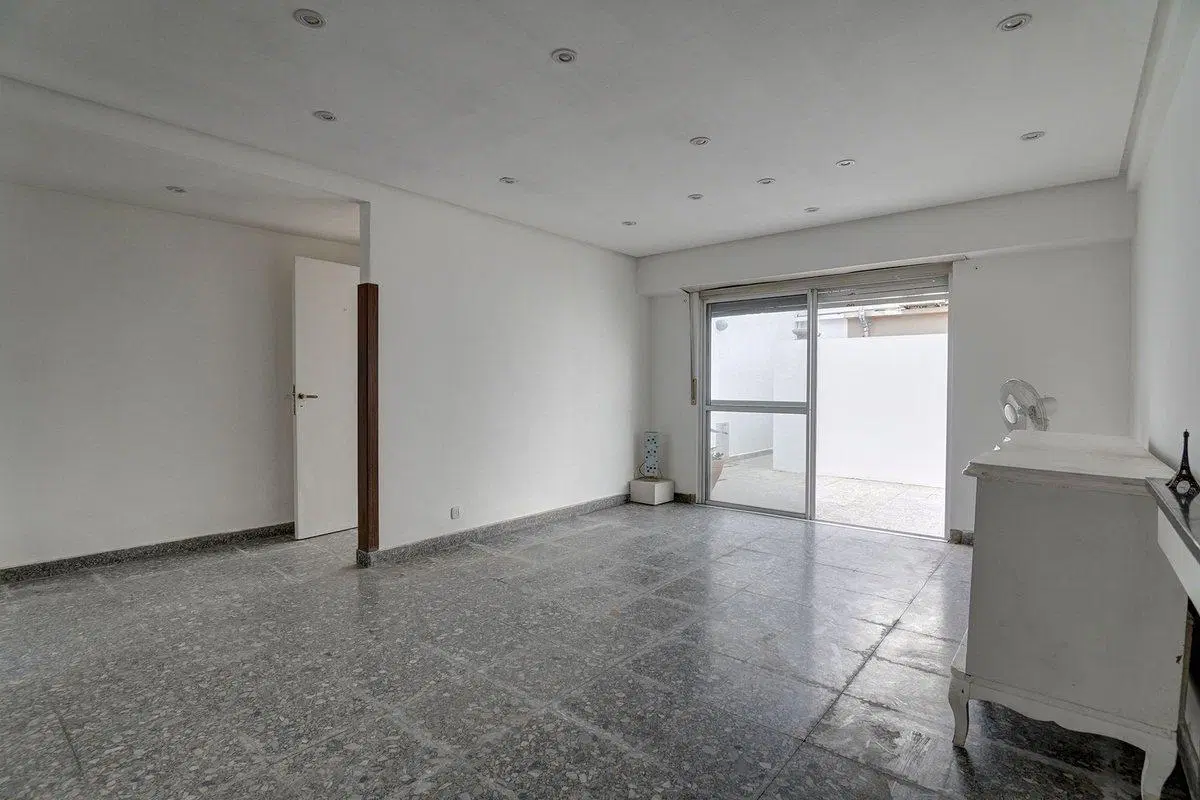 VENTA PH 4 AMB. CON PATIO Y TERRAZA MONTECASTRO 4