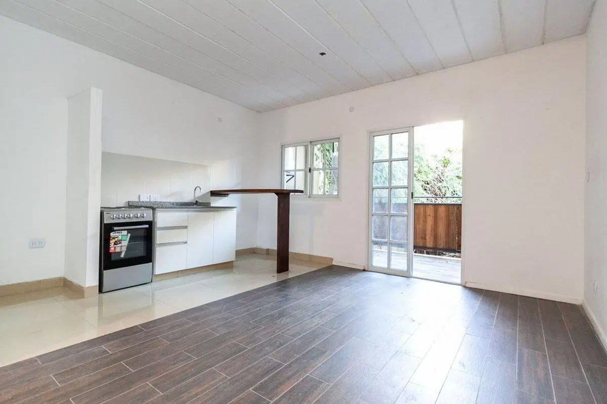 VENTA MONOAMBIENTE EN COLEGIALES CON BALCON! 4