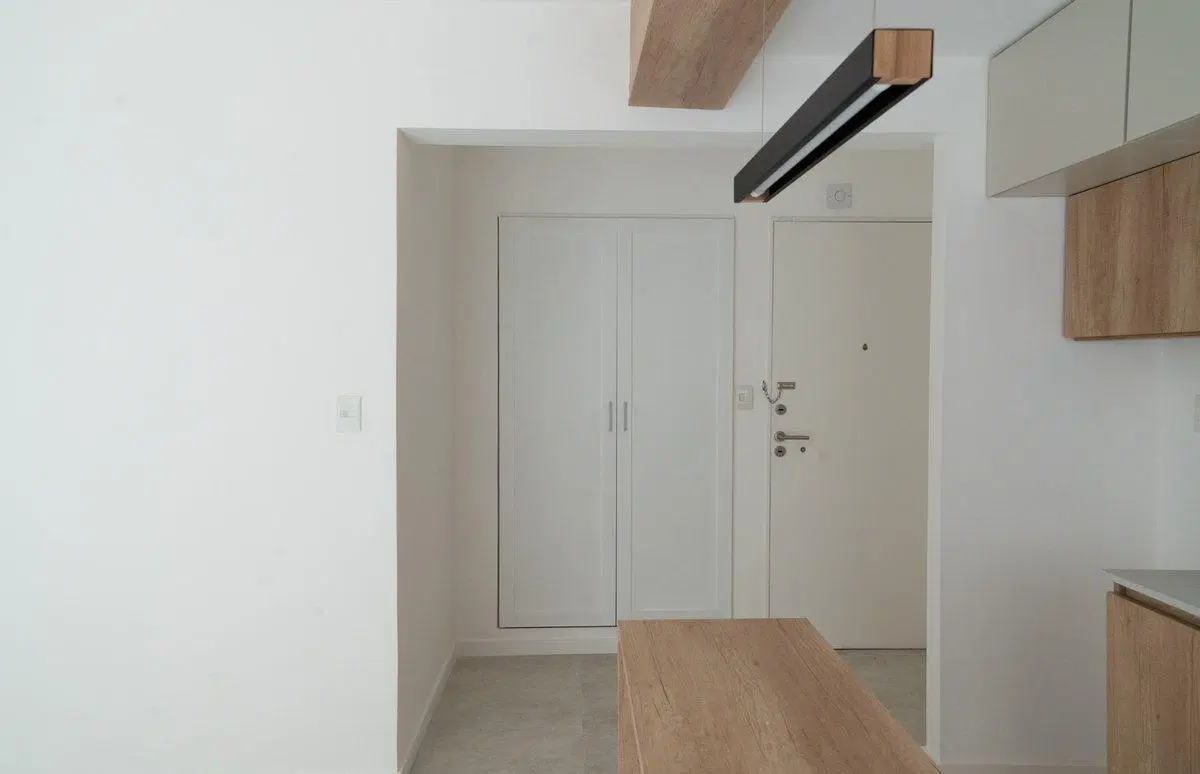 VENTA DEPTO. 2 AMB A NUEVO EN SAN TELMO PISO ALTO 3