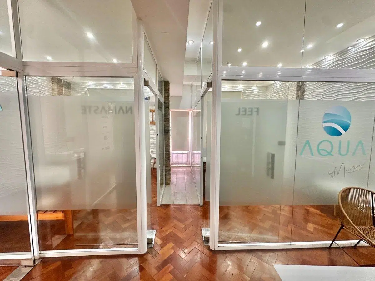Alquiler oficina con balcon terraza! Refaccionada 2