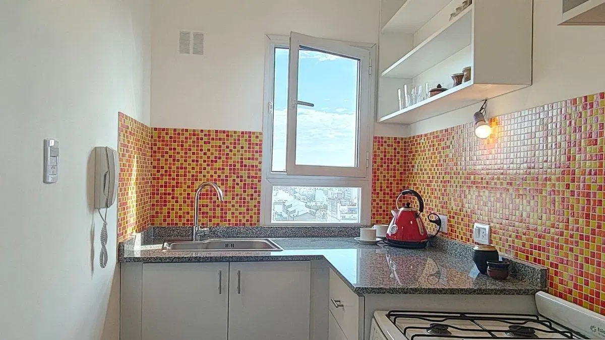 VENTA DEPARTAMENTO 2 AMBIENTES BOEDO PISO ALTO 2