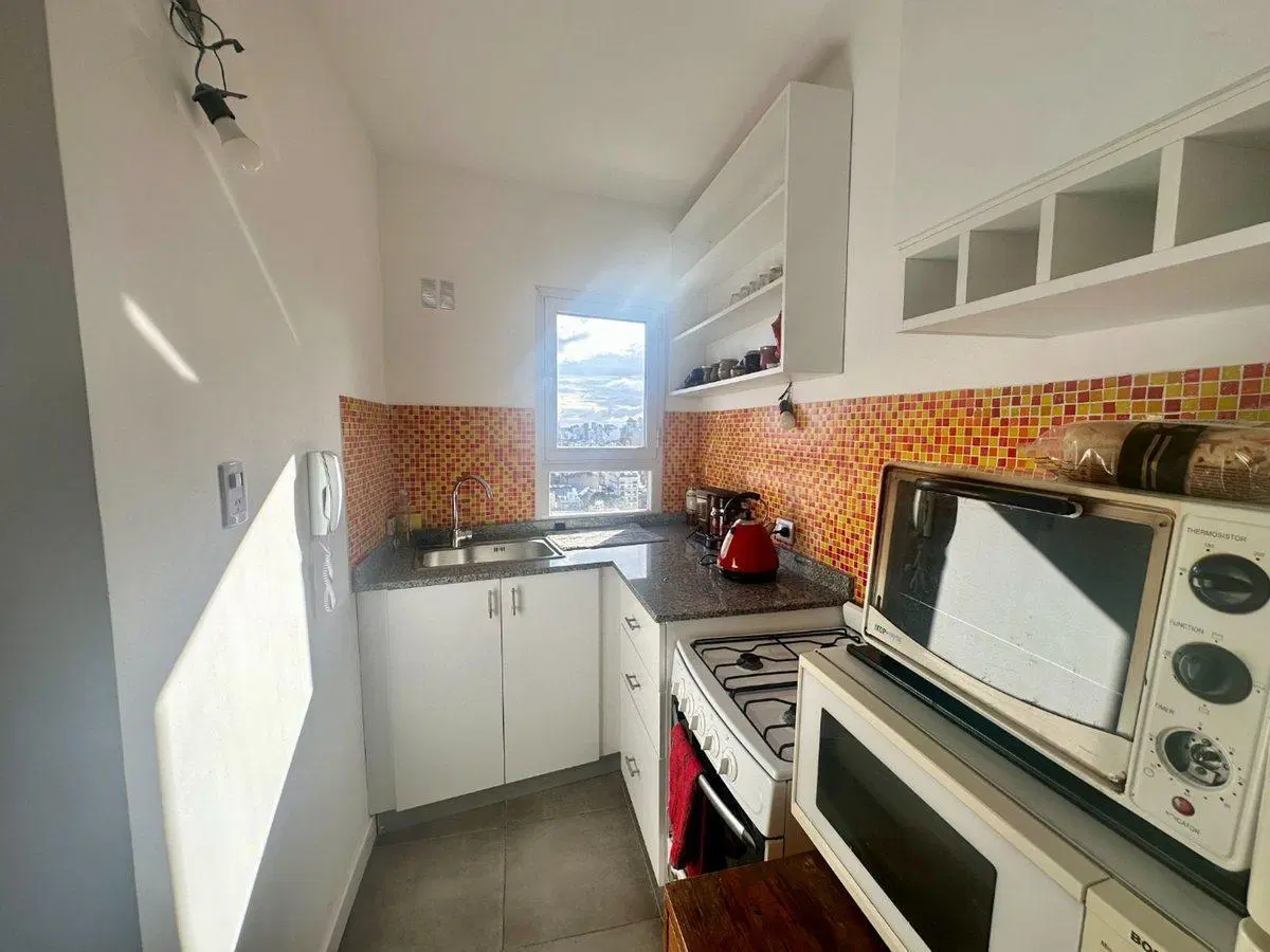 VENTA DEPARTAMENTO 2 AMBIENTES BOEDO PISO ALTO 5